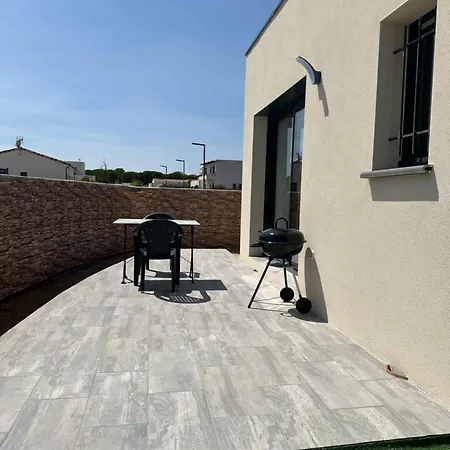 V I P Holiday home Serignan
