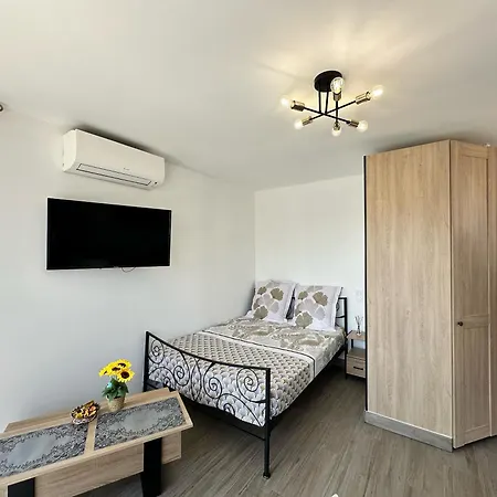 Nyaraló Et V I P Sérignan